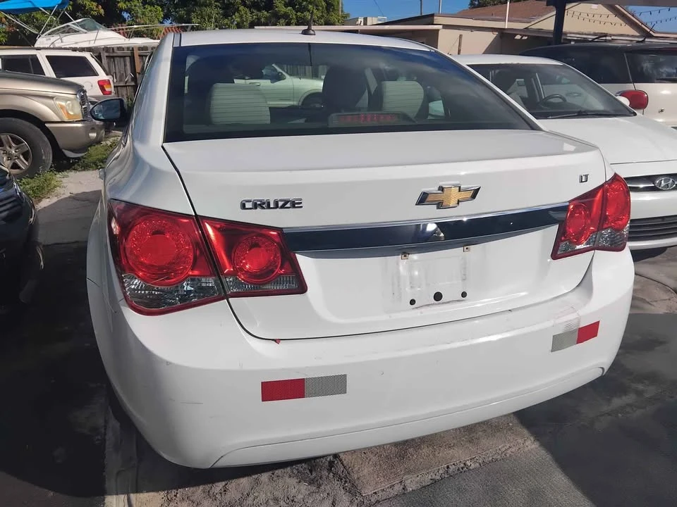 2014 Chevrolet Cruze - Image 5 of 8