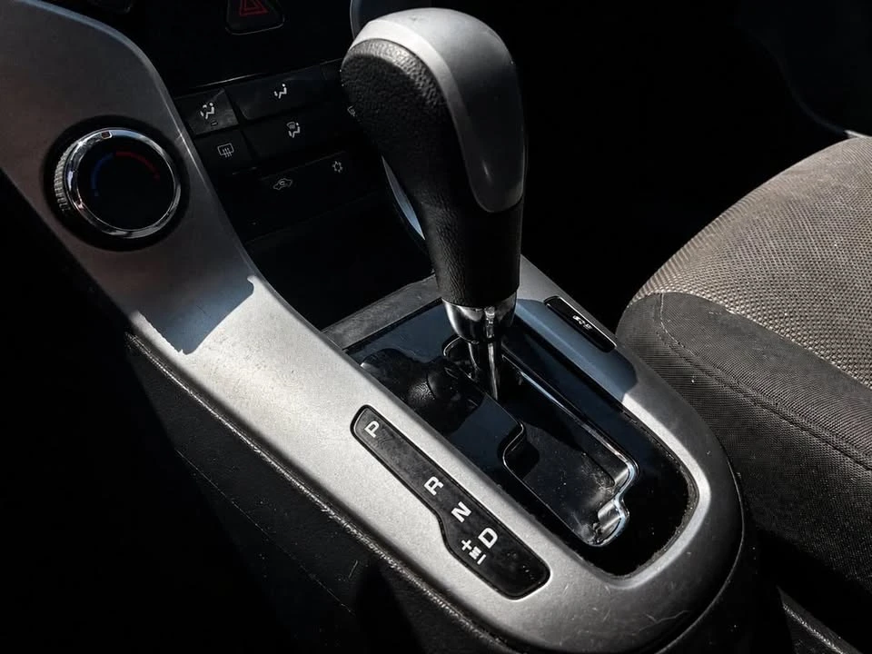 2014 Chevrolet Cruze - Image 14 of 16