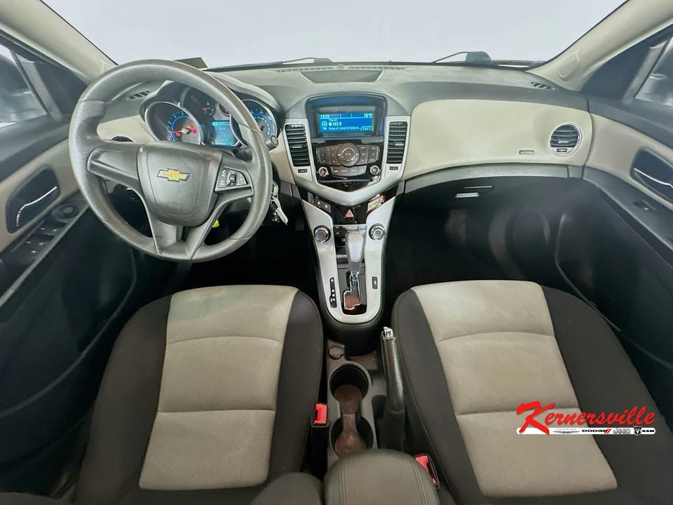 2014 Chevrolet Cruze - Image 10 of 21