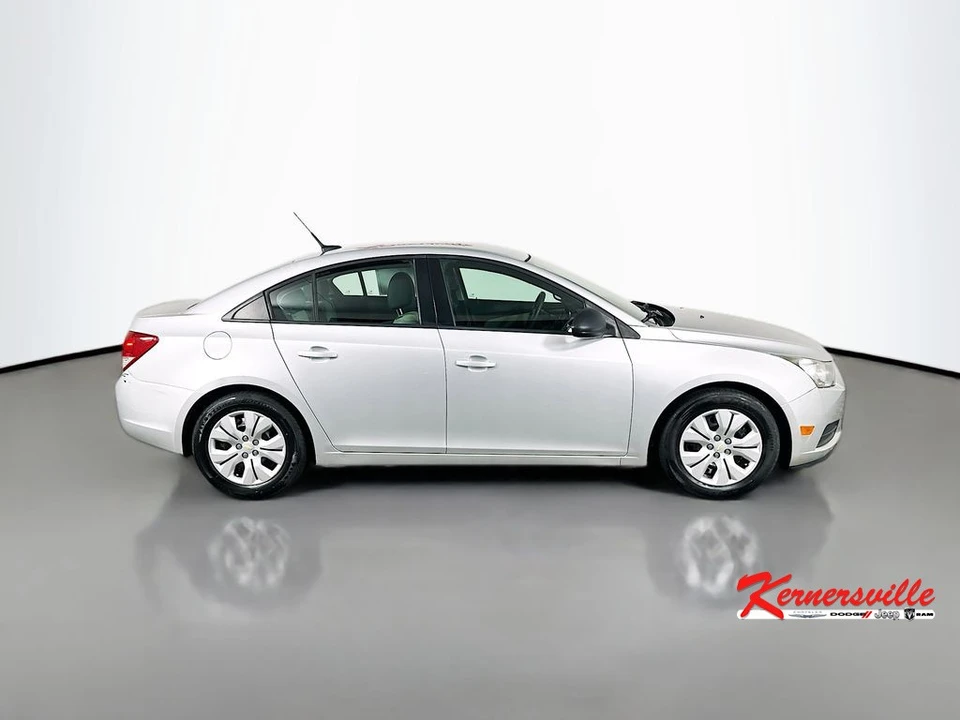 2014 Chevrolet Cruze - Image 8 of 21