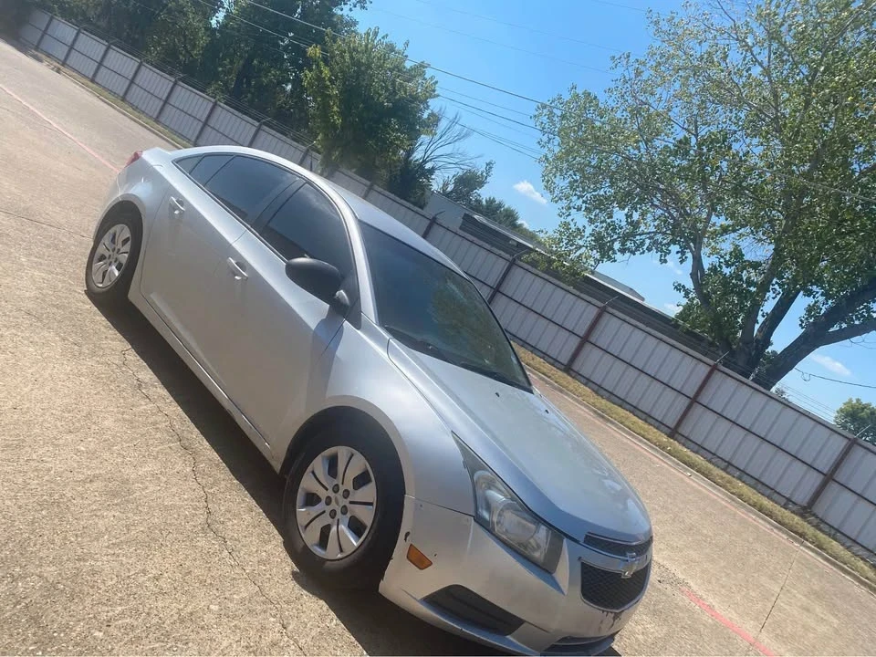 2014 Chevrolet Cruze - Image 5 of 8