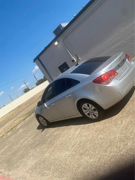 2014 Chevrolet Cruze - Image 2 of 8