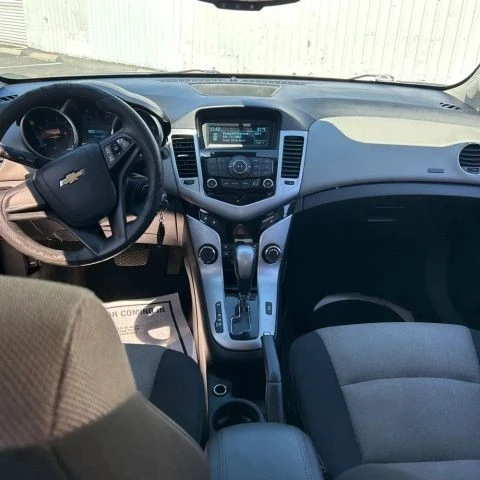 2014 Chevrolet Cruze - Image 12 of 15