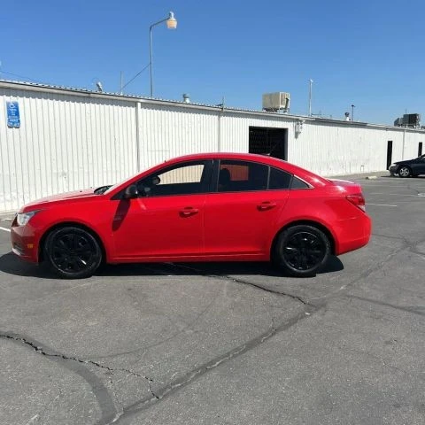 2014 Chevrolet Cruze - Image 2 of 15