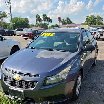 2014 Chevrolet Cruze LS Sedan 4D