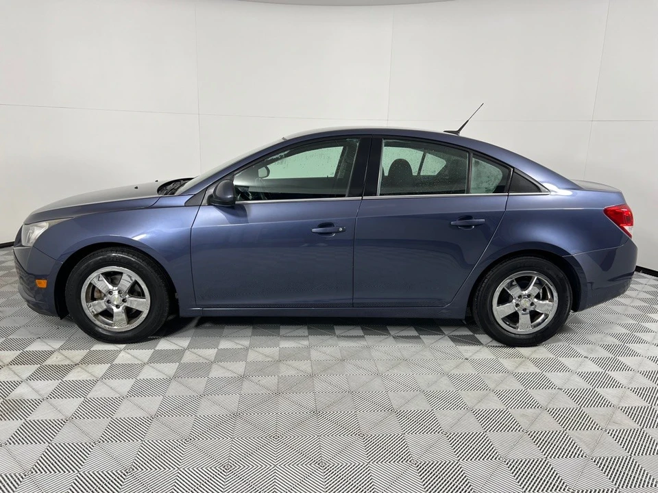 2014 Chevrolet Cruze - Image 8 of 12
