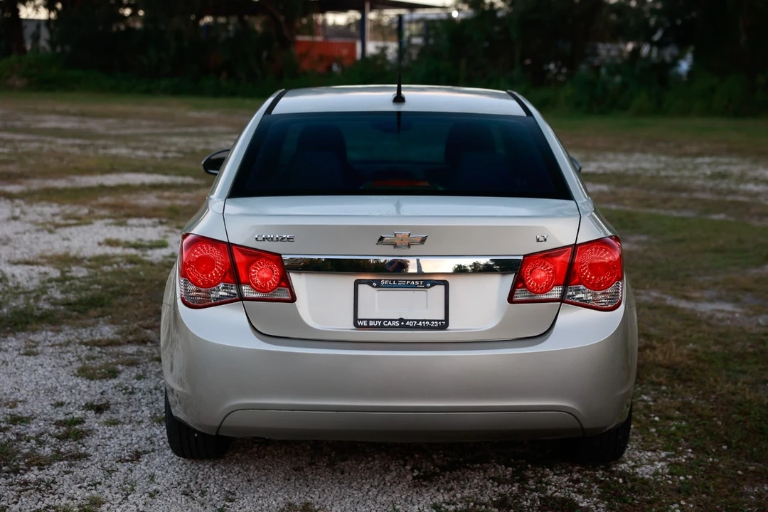 2014 Chevrolet Cruze - Image 9 of 12