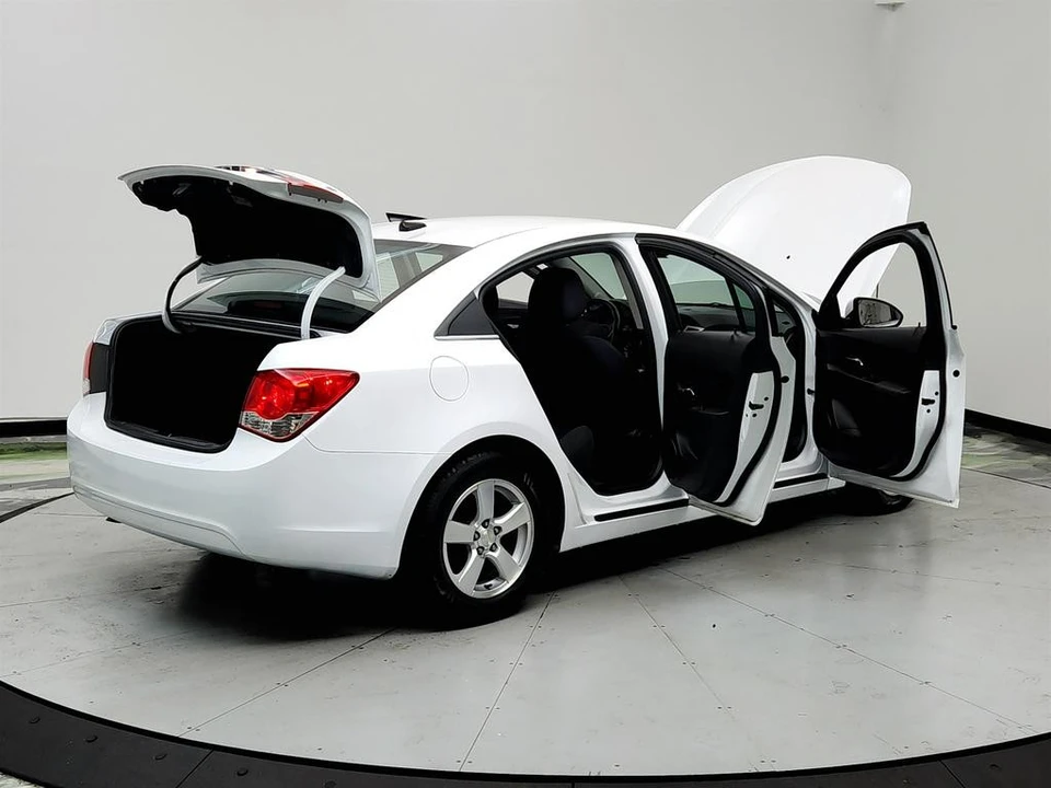 2014 Chevrolet Cruze - Image 11 of 12