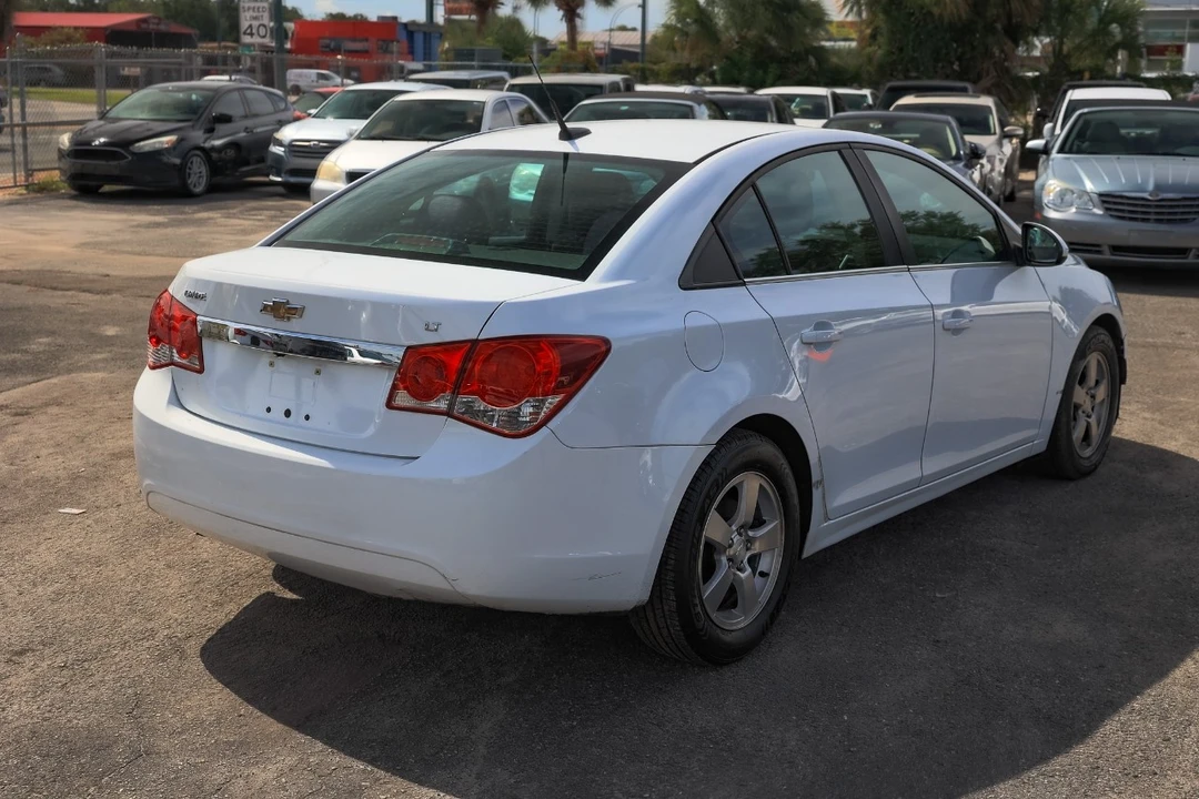 2014 Chevrolet Cruze - Image 11 of 12