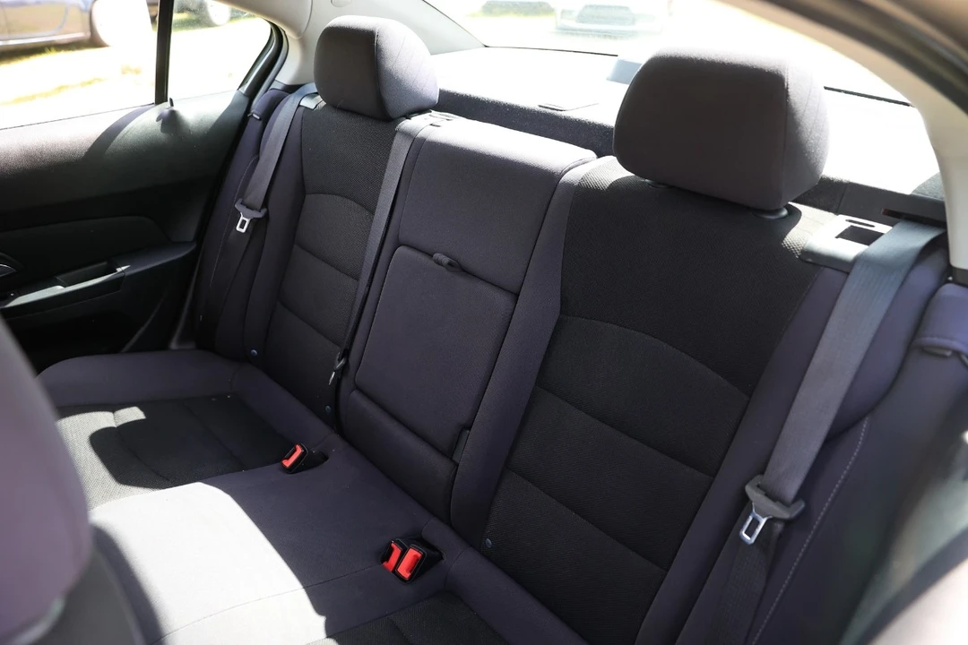2014 Chevrolet Cruze - Image 8 of 12
