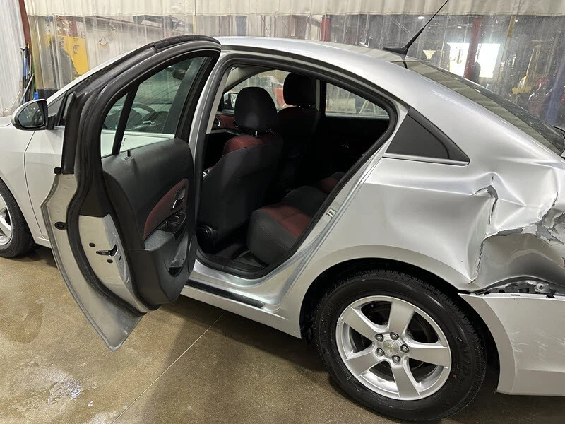 2014 Chevrolet Cruze - Image 11 of 21