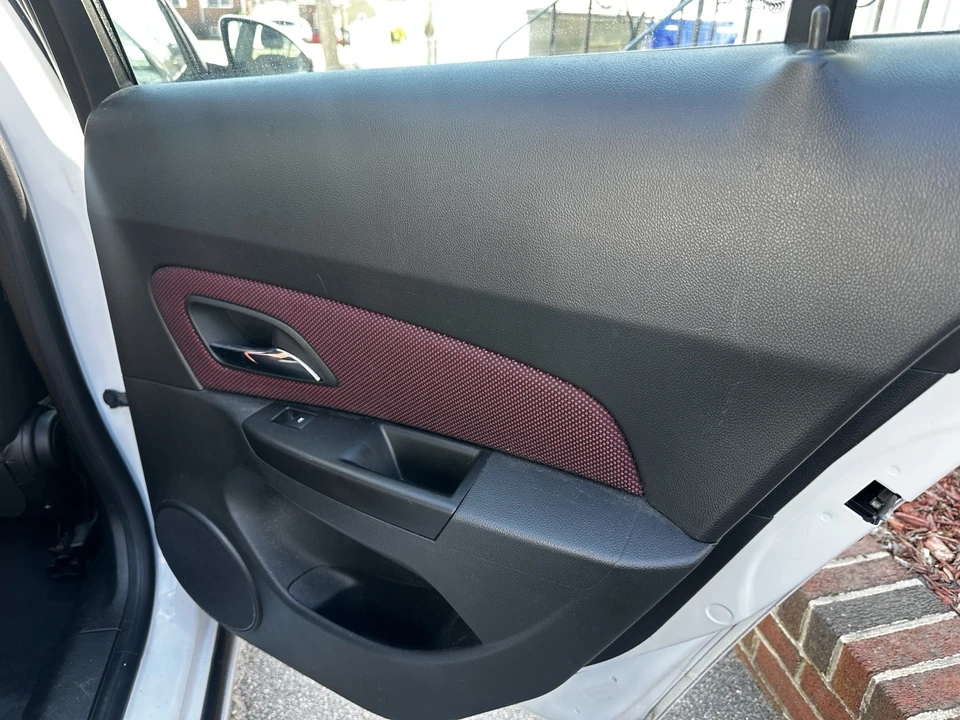 2014 Chevrolet Cruze - Image 11 of 20