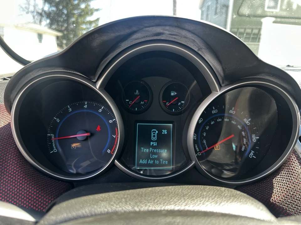2014 Chevrolet Cruze - Image 16 of 20