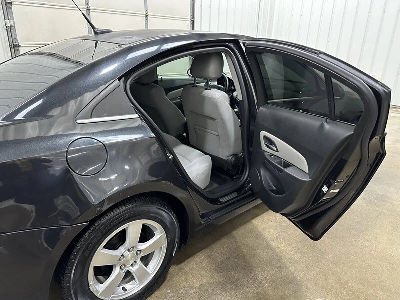 2014 Chevrolet Cruze - Image 15 of 21