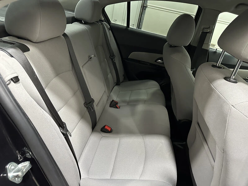 2014 Chevrolet Cruze - Image 16 of 21