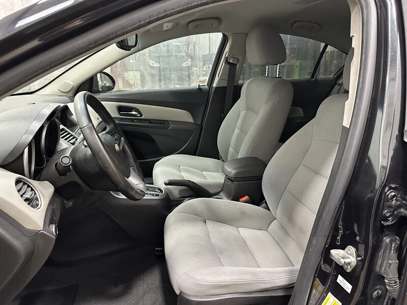 2014 Chevrolet Cruze - Image 10 of 21