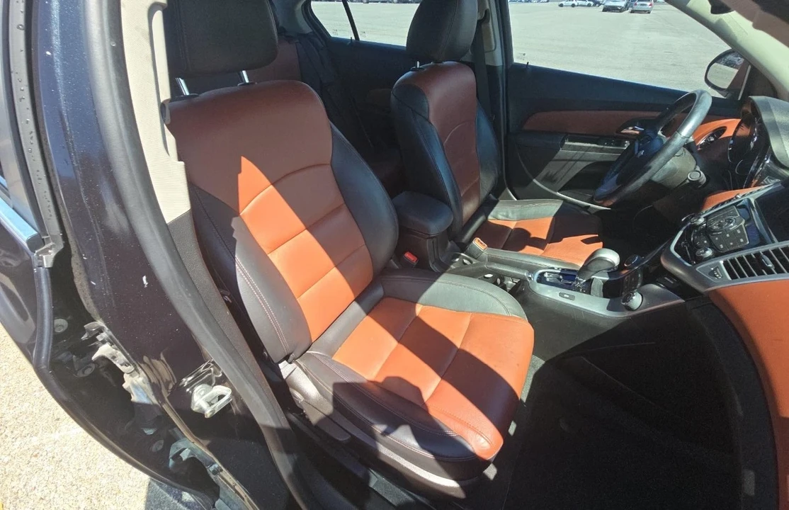 2014 Chevrolet Cruze - Image 8 of 12