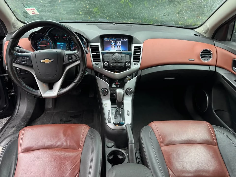 2014 Chevrolet Cruze - Image 2 of 16