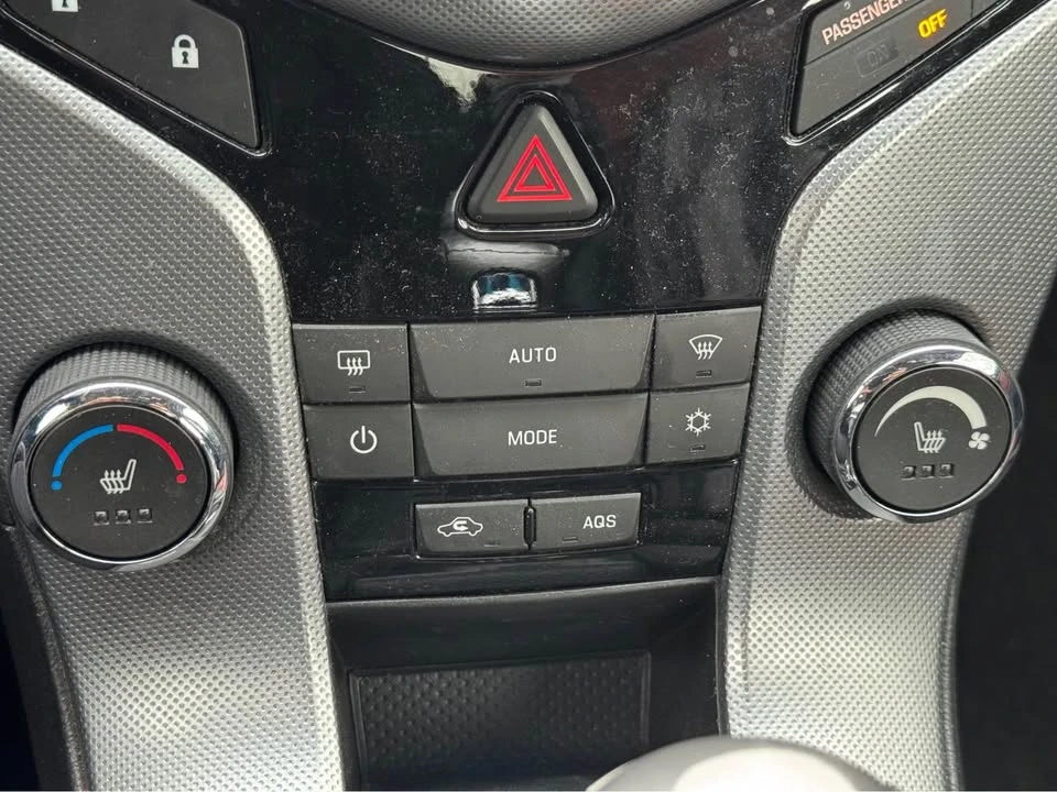 2014 Chevrolet Cruze - Image 14 of 16
