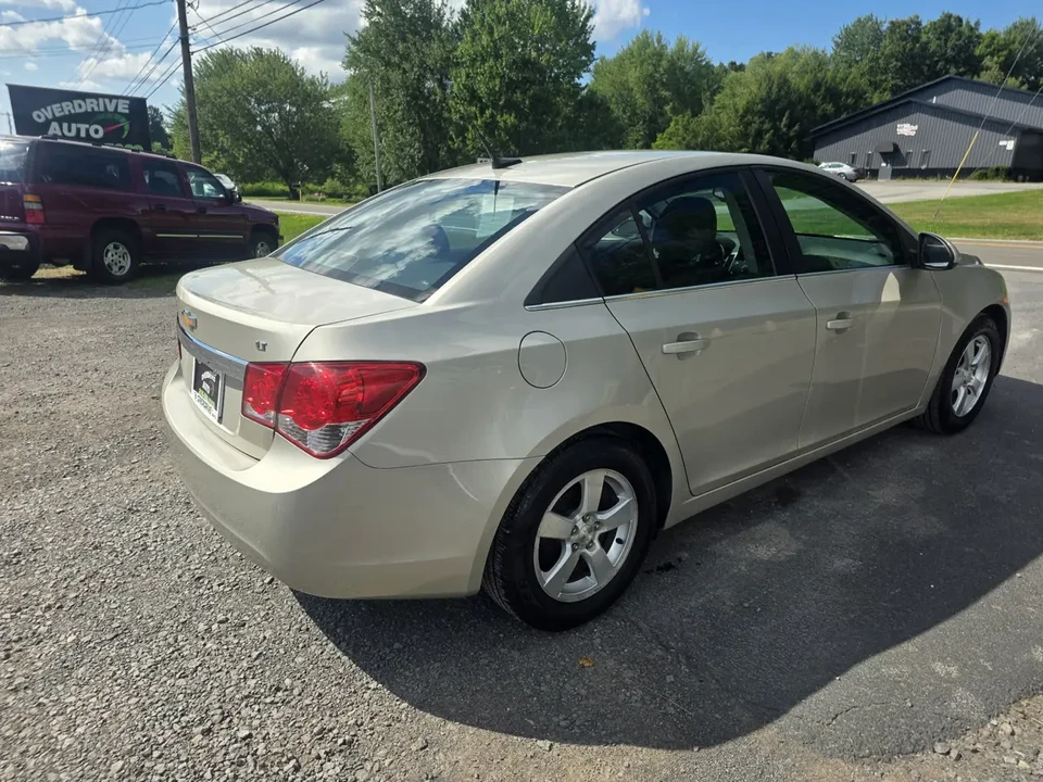 2014 Chevrolet Cruze - Image 4 of 11