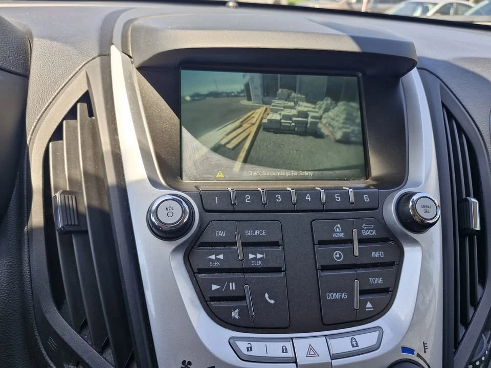 2014 Chevrolet Equinox - Image 11 of 13