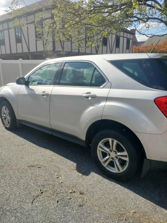 2014 Chevrolet Equinox - Image 11 of 17