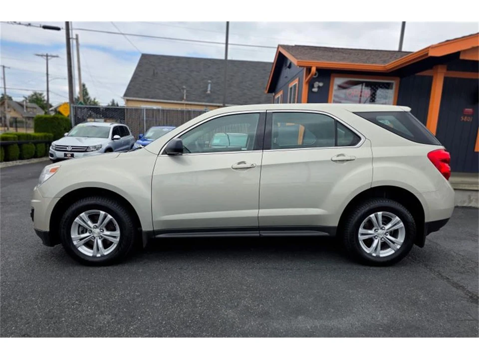 2014 Chevrolet Equinox - Image 2 of 18