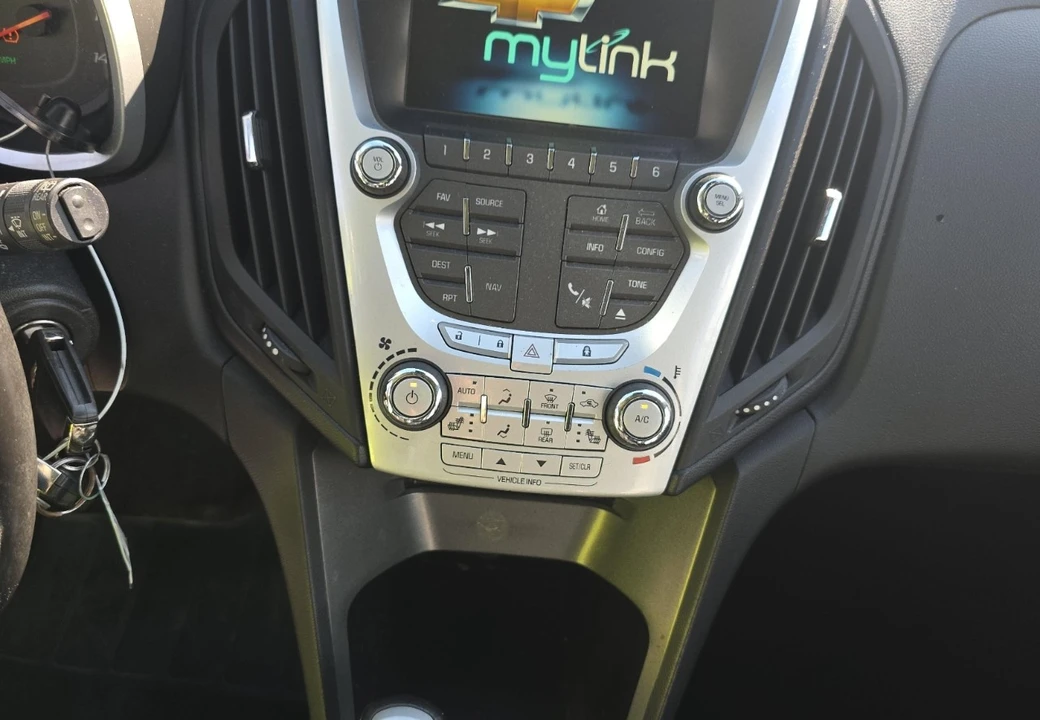 2014 Chevrolet Equinox - Image 12 of 16