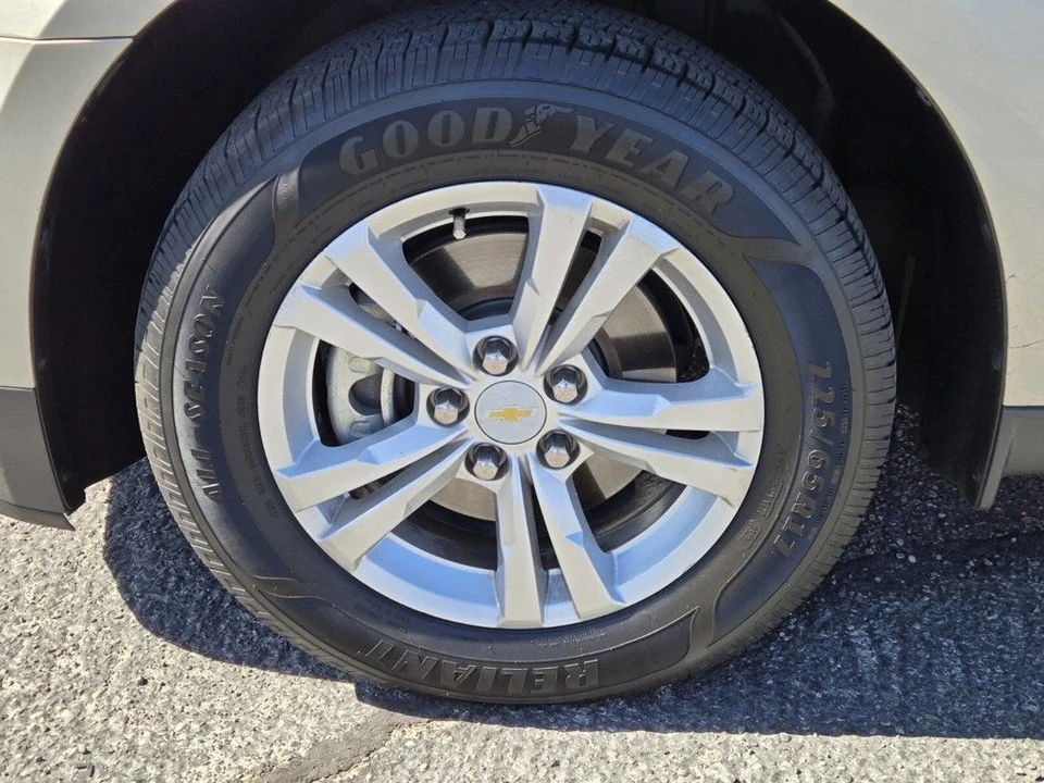 2014 Chevrolet Equinox - Image 6 of 19