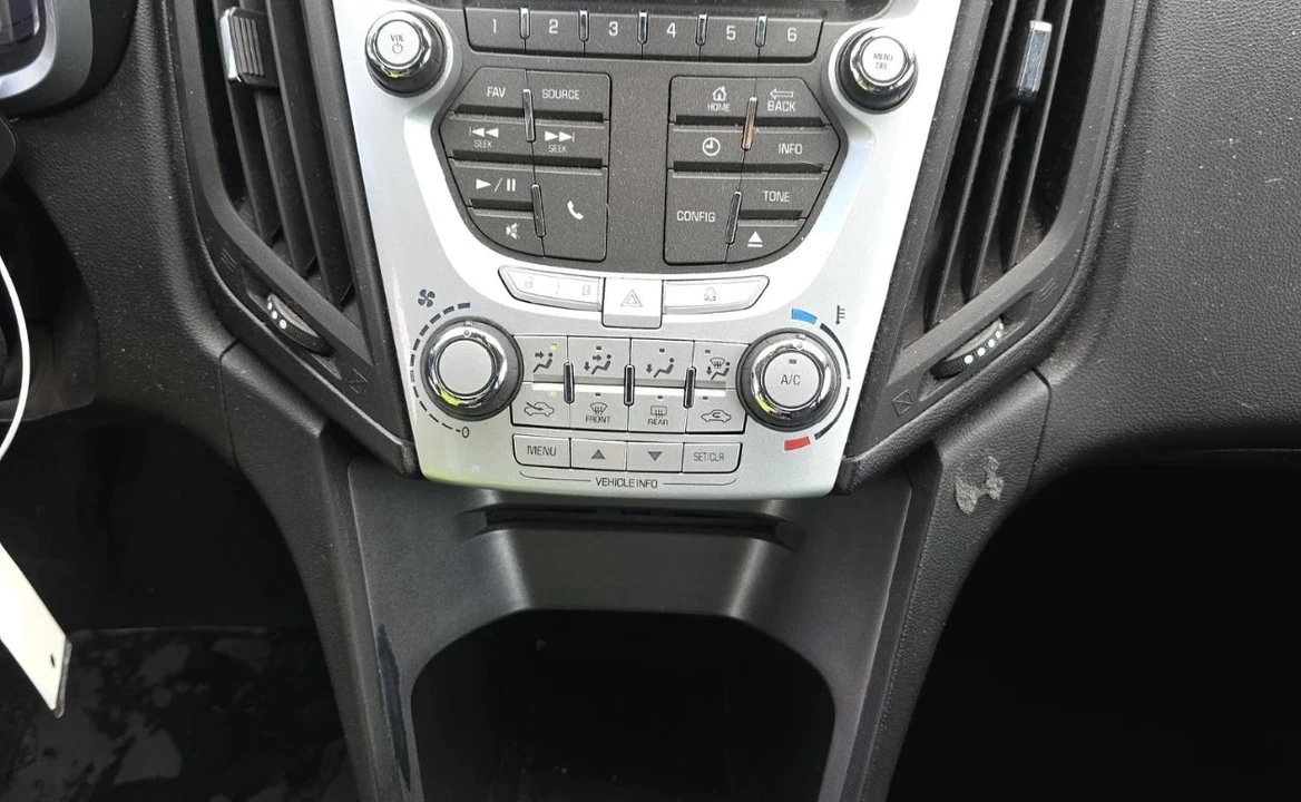 2014 Chevrolet Equinox - Image 8 of 9