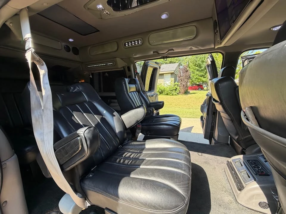2014 Chevrolet Express - Image 20 of 20