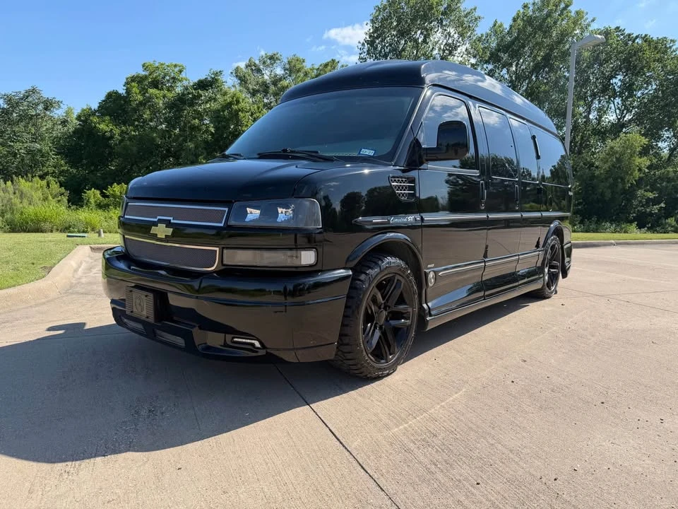 2014 Chevrolet Express - Image 4 of 20