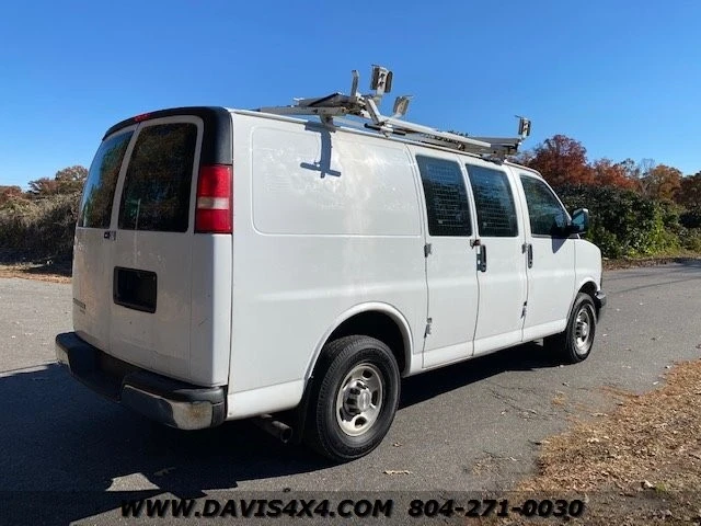 2014 Chevrolet Express - Image 16 of 31