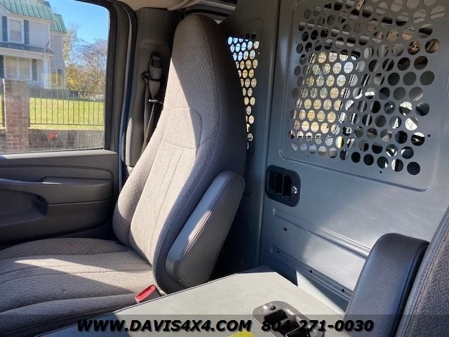 2014 Chevrolet Express - Image 20 of 31