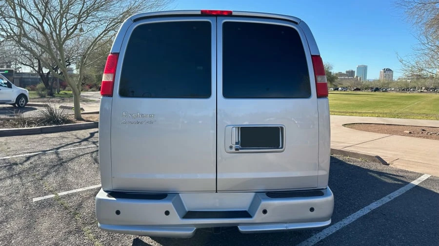 2014 Chevrolet Express - Image 5 of 31