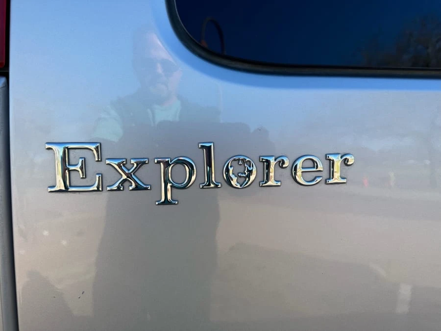 2014 Chevrolet Express - Image 6 of 31