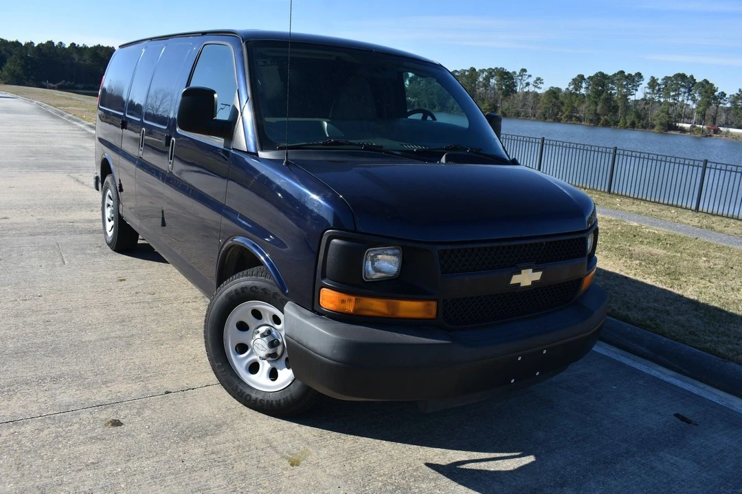 2014 Chevrolet Express - Image 6 of 20