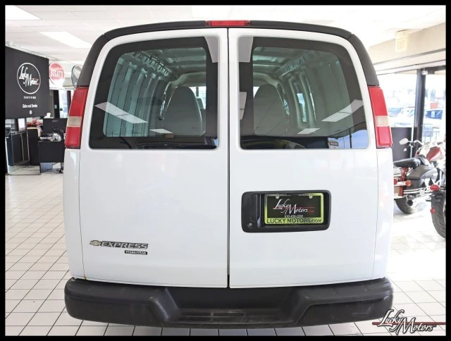 2014 Chevrolet Express - Image 11 of 12