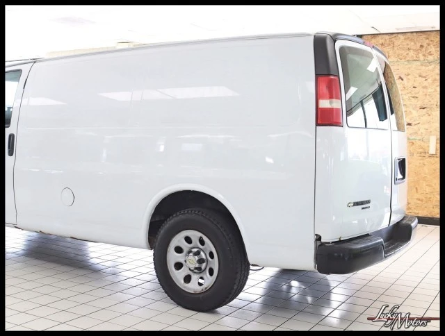 2014 Chevrolet Express - Image 8 of 12