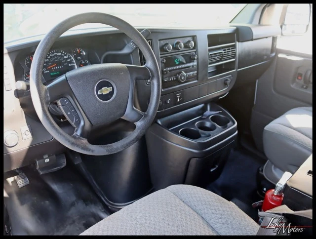 2014 Chevrolet Express - Image 13 of 21