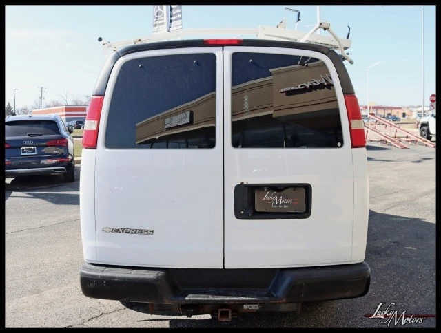 2014 Chevrolet Express - Image 11 of 21