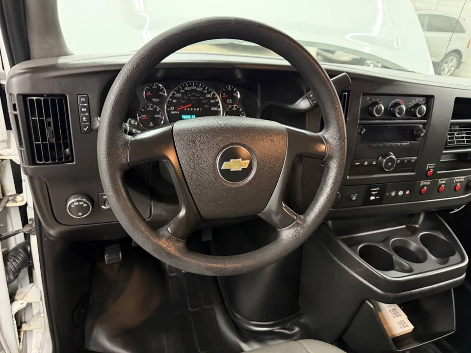 2014 Chevrolet Express - Image 7 of 12