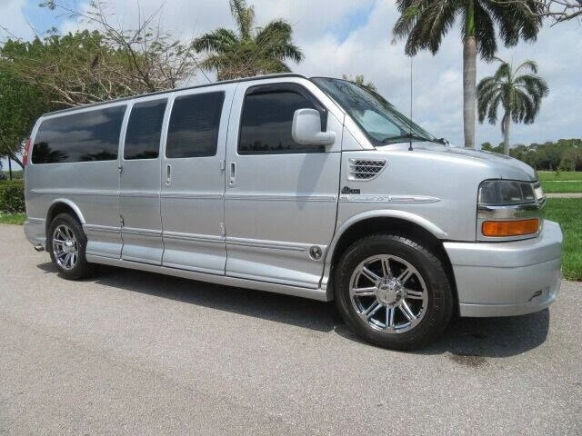 2014 Chevrolet Express - Image 7 of 12