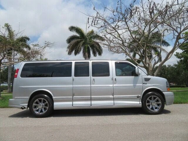 2014 Chevrolet Express - Image 5 of 12
