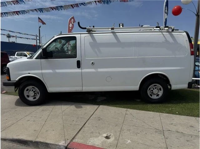 2014 Chevrolet Express - Image 4 of 12