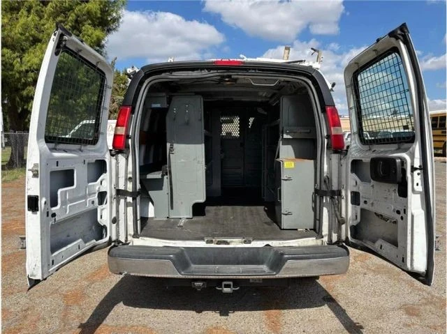 2014 Chevrolet Express - Image 7 of 21
