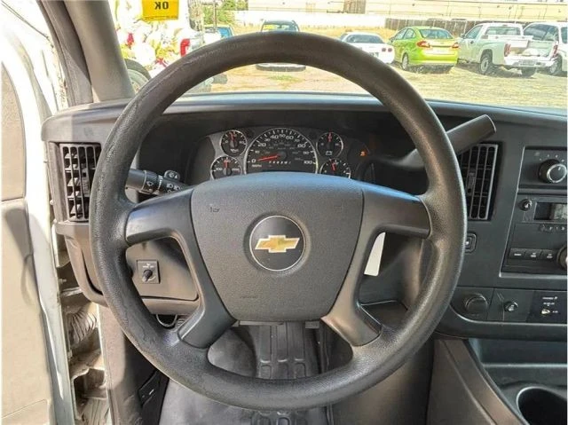 2014 Chevrolet Express - Image 12 of 21