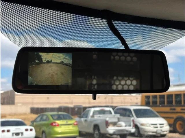 2014 Chevrolet Express - Image 16 of 21
