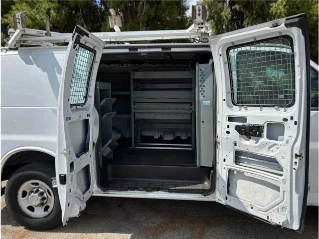 2014 Chevrolet Express - Image 9 of 21