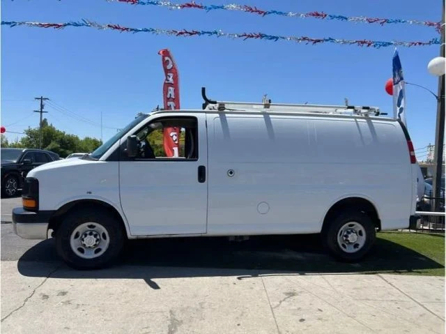 2014 Chevrolet Express - Image 4 of 14